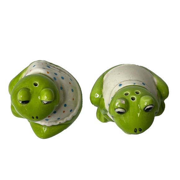 Otagiri Salt & Pepper Green Boy and Girl Frog Shakers Hand Painted Novelty Decor - Picture 7 of 12